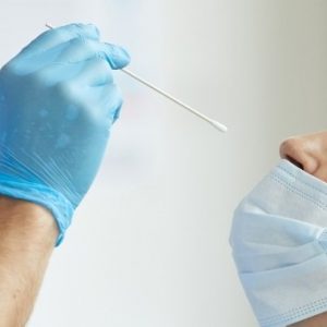 Tamponi rapidi antigenici rinofaringei con rilascio di green pass